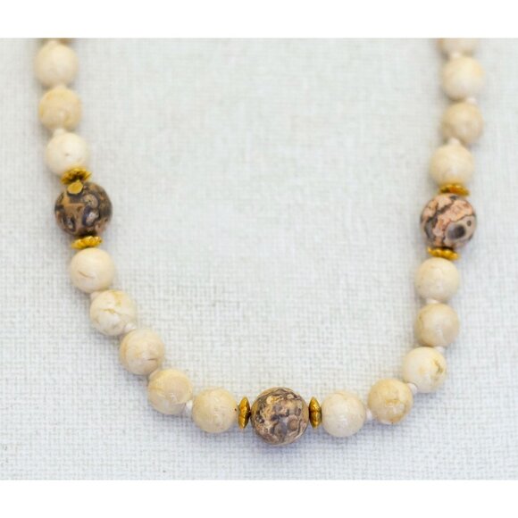 30 inch, Vintage Beige Sphere Beads Unique Beaded Necklace - G1 - Picture 2 of 3